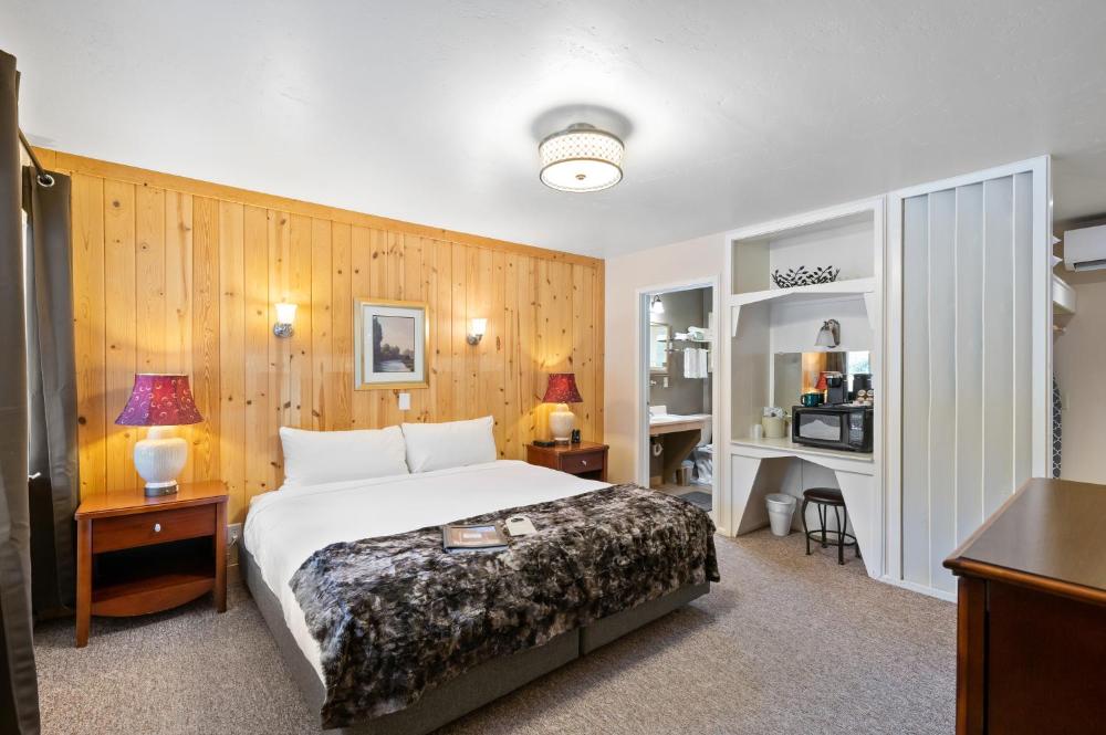 King Room interior